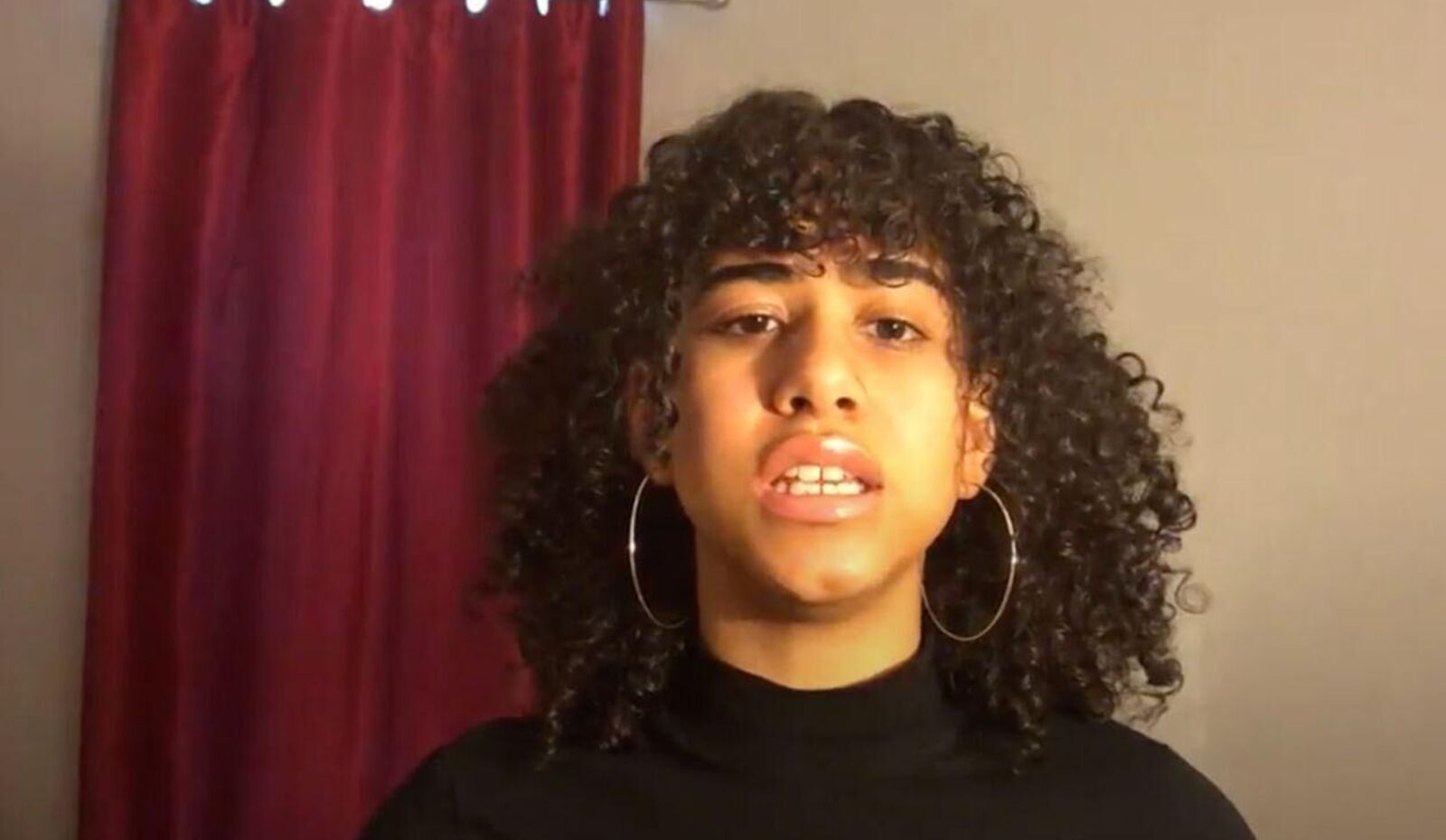 High School Graduation Singer Refuses to Sing ‘Star-Spangled Banner’